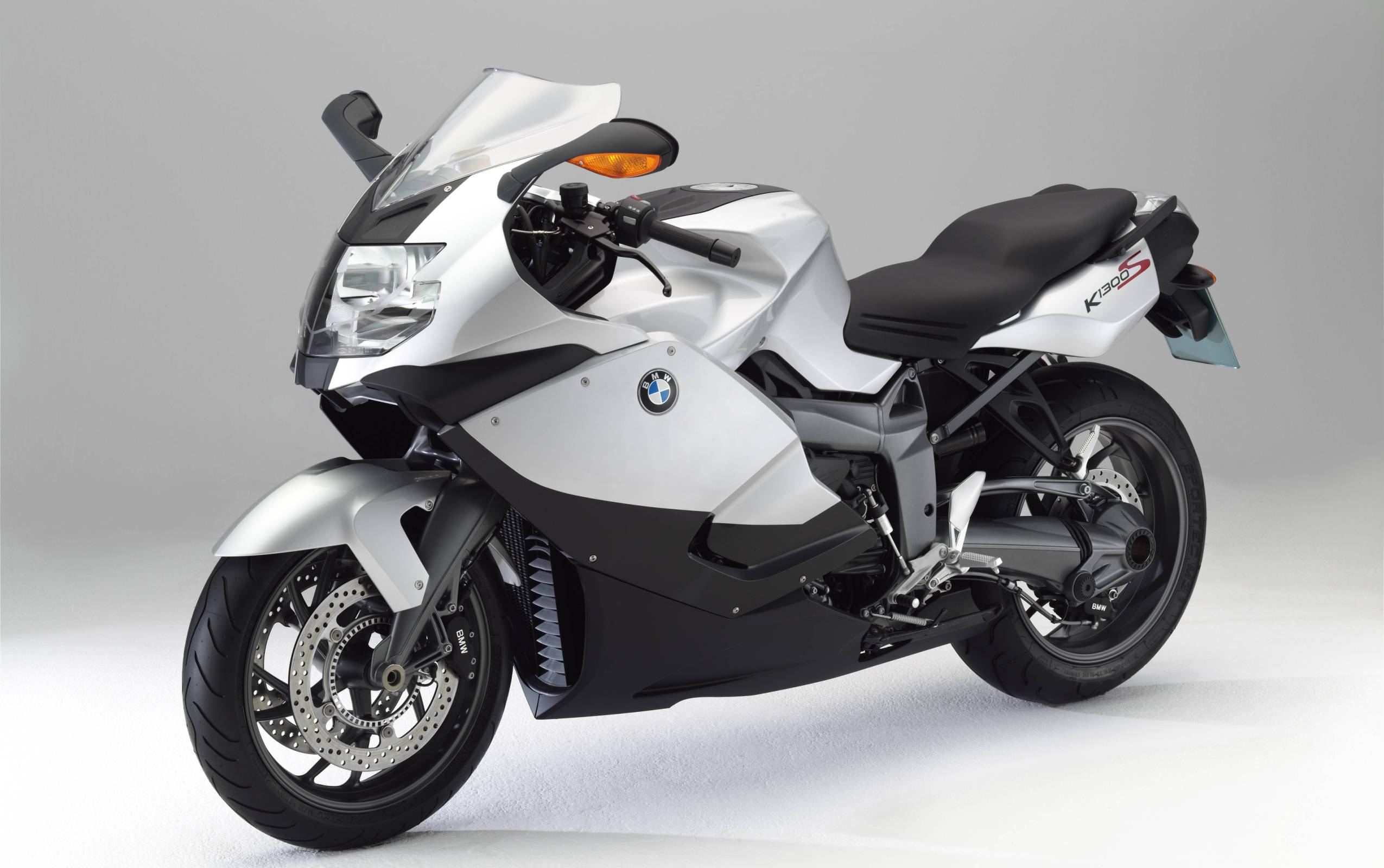 k1300s-bmw-official.jpg